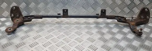 Honda FR-V Steering rack mounting bracket 