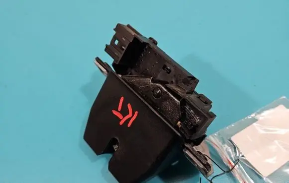 Ford Fiesta Tailgate/trunk/boot lock/catch/latch H1BA-N442A66-AA IMPRK1409129