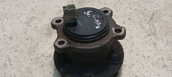 Ford Grand C-MAX Rear wheel hub