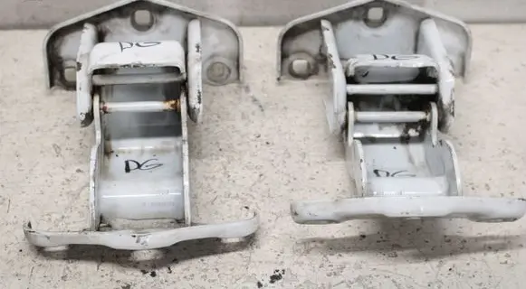 Opel Vivaro Loading door hinge set 93867626 904101690R 844009562R