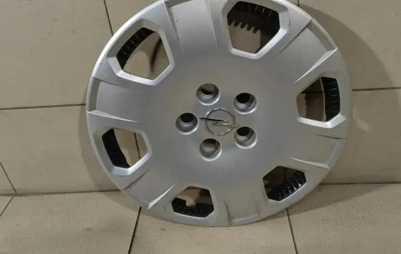 Opel Signum R16 wheel hub/cap/trim 13102459