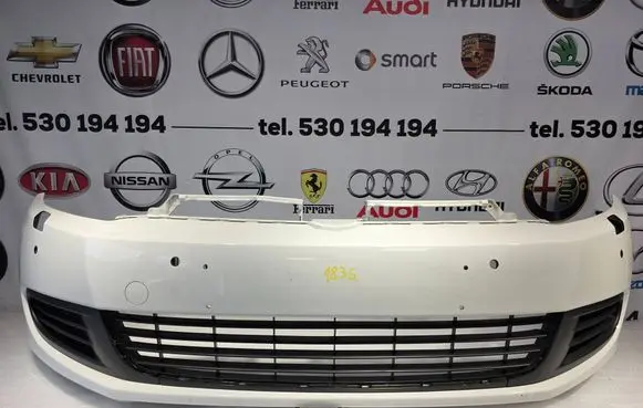 Volkswagen Golf VI Front bumper 1K9807221