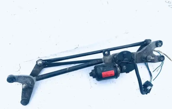 KIA Sorento Front wiper linkage and motor