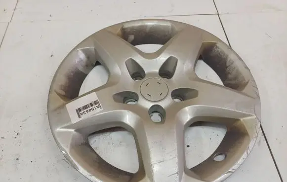 Opel Astra H R16 wheel hub/cap/trim 13240543