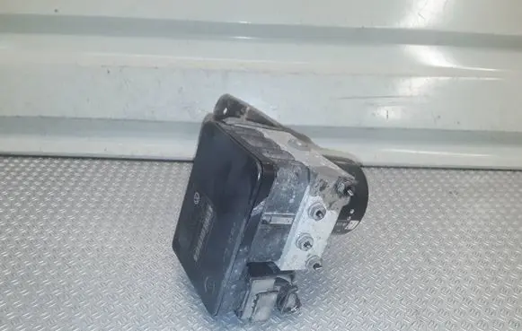 Volkswagen Golf Plus ABS Pump 1K0614517AE 1K0907379AC