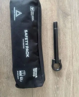 Towing hook eye
