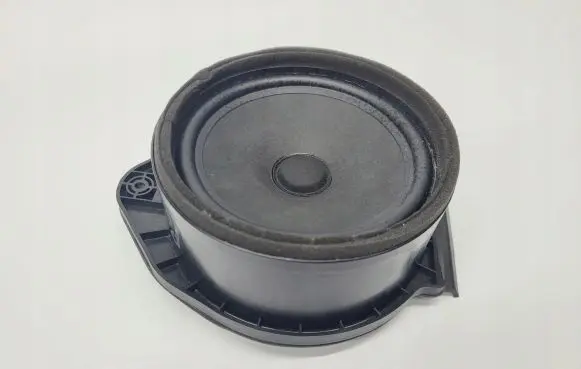 Opel Zafira C Front door speaker