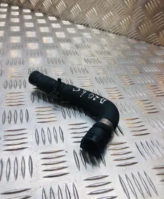 Mercedes-Benz E W212 Engine coolant pipe/hose