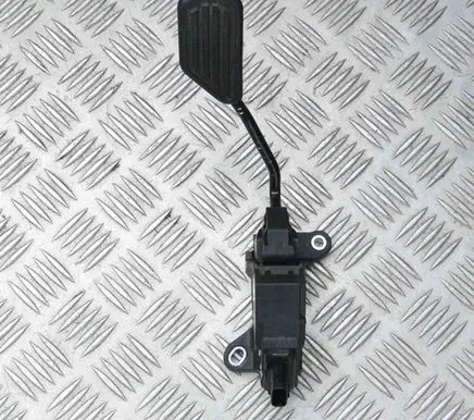 Toyota Yaris Accelerator throttle pedal 781100D150