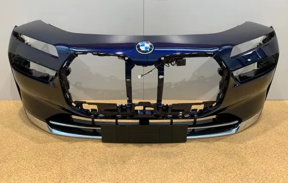 BMW 7 G70 Front bumper