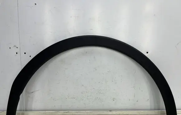 MG ZS Front arch trim 11410363