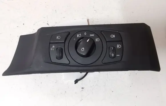 BMW 5 E60 E61 Light switch 6953739 692525102 3328010100