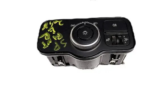 Mercedes-Benz Sprinter W906 Light switch A9079053302