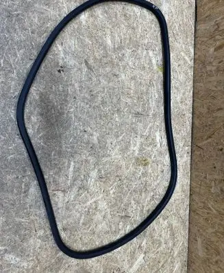 Citroen C4 Cactus Front door rubber seal 