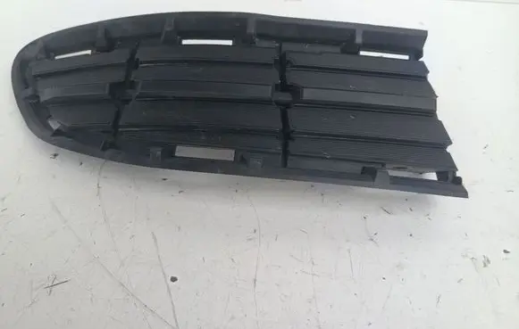 Toyota RAV 4 (XA40) Front bumper lower grill 5312842020