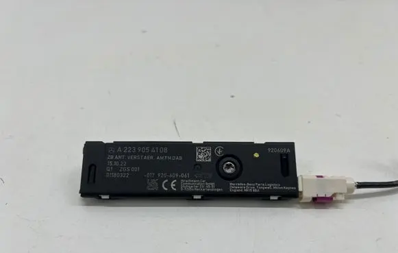 Mercedes-Benz EQE v295 Aerial antenna amplifier A2239054108