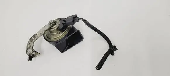 Ford Kuga II Horn signal GJ5T13801cb