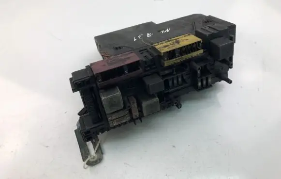 Mercedes-Benz E W212 Central body control module 2129004901
