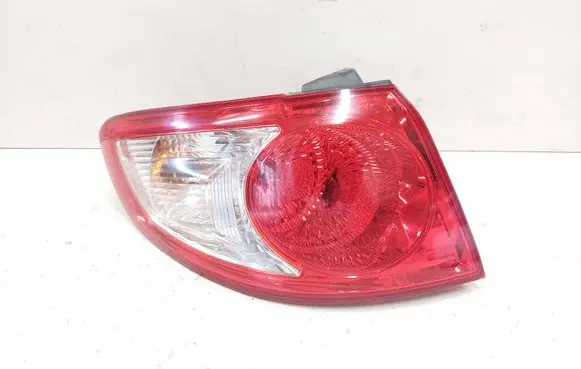 Hyundai Santa Fe Rear/tail lights 924012B000