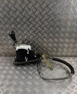Audi Q7 4L Gear shifter/selector 4L1713041R
