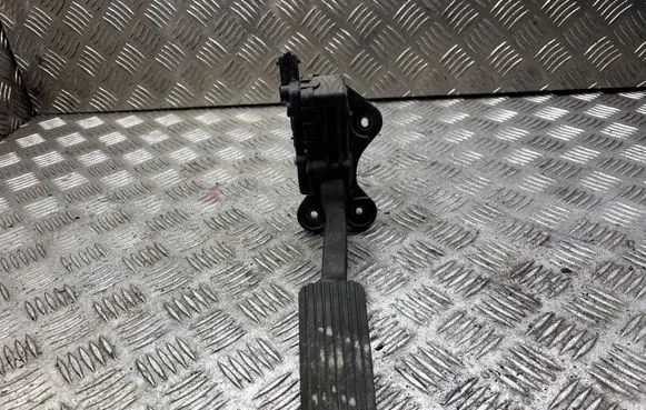 KIA Ceed Accelerator throttle pedal 071129J0095