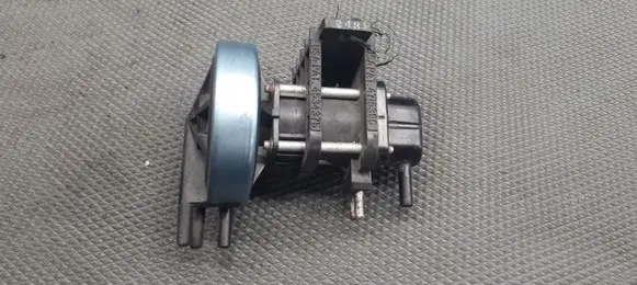 BMW 3 E30 Valve vacuum 4715396