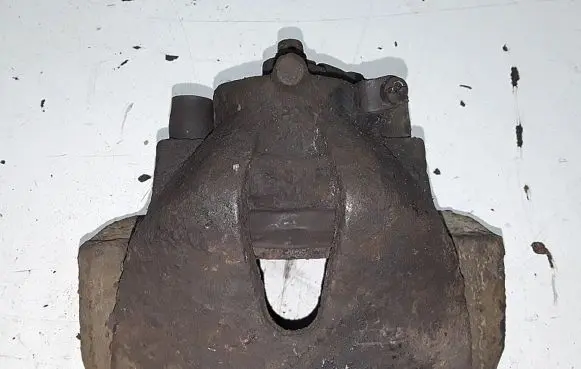 Opel Zafira A Front brake caliper