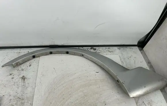 BMW X3 E83 Rear arch trim 10801210