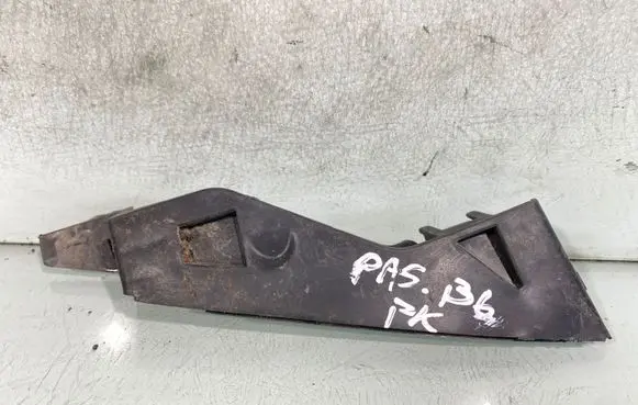 Volkswagen PASSAT B6 Front bumper mounting bracket 3c0807505