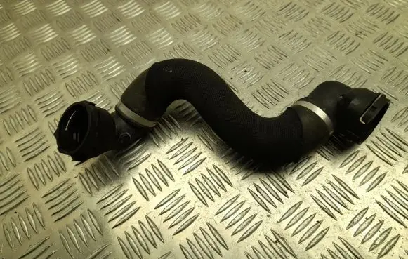 Land Rover Range Rover Velar Engine coolant pipe/hose HK83