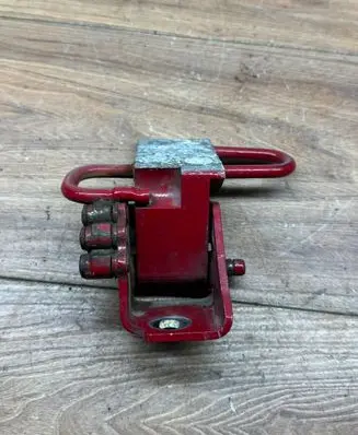 Volkswagen Touran I Front door lower hinge 1T0831410C 1T0831412A