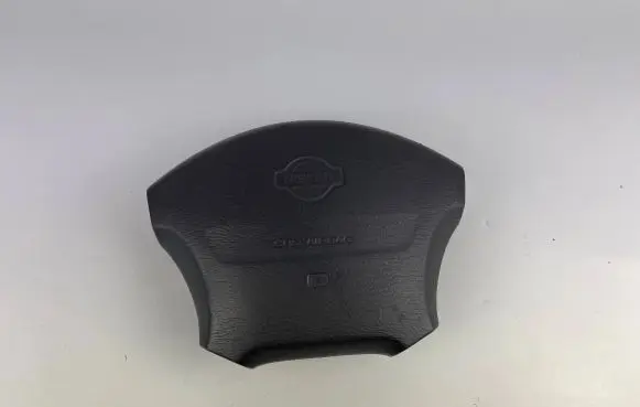 Nissan Almera Steering wheel airbag