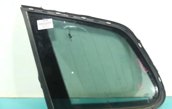 Volkswagen Touareg II Rear side window IMPRK1335652