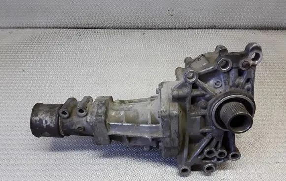 Peugeot 4007 Gearbox transfer box case 