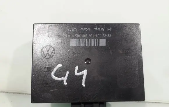 Volkswagen Golf IV Comfort/convenience module 1J0959799H