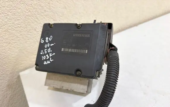 Volvo S80 ABS Pump 8619537 8619538 10020403314