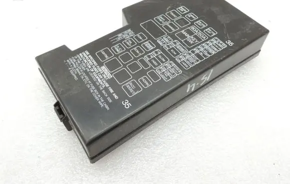 Isuzu Trooper Fuse box cover 8973011480