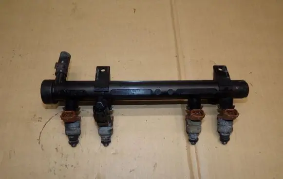 Seat Ibiza III (6L) Fuel main line pipe