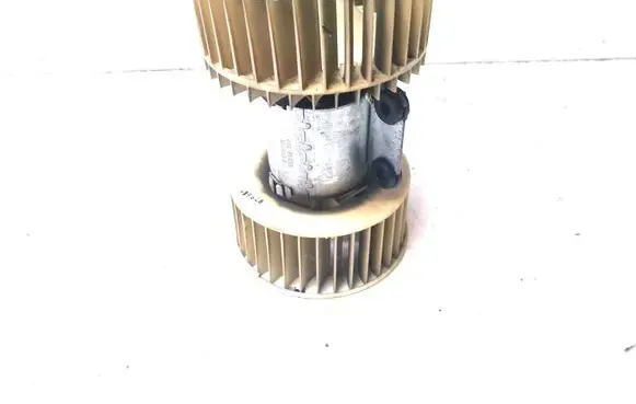 BMW 5 E39 A/C air flow flap actuator/motor 83724939