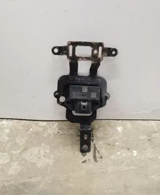 Ford Explorer VI Fuel pump relay FU5A9D370 L1MA90371
