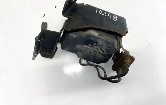 Hyundai Trajet ABS Pump 589203a300