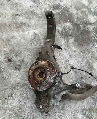 BMW X5 F15 Front wheel hub 6773784