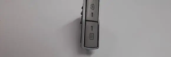 Ford S-MAX Windscreen/window heater switch 18K574AD 13K574AD