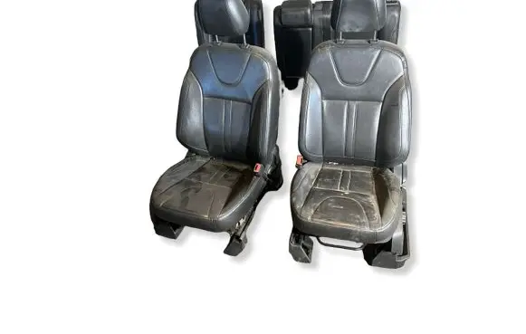 Ford Kuga II Seat set 