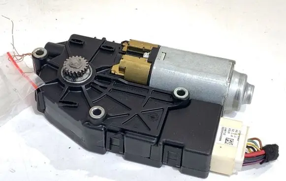 Mercedes-Benz GLE (W166 - C292) Sunroof motor/actuator A1668200108
