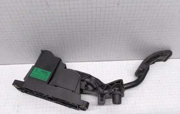 Volkswagen Golf IV Accelerator throttle pedal 0280752211 1J2721503C 281100970YB3