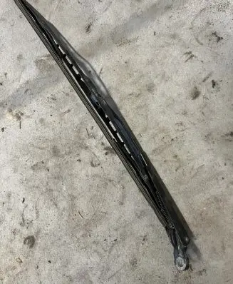Mercedes-Benz ML W163 Rear wiper blade arm