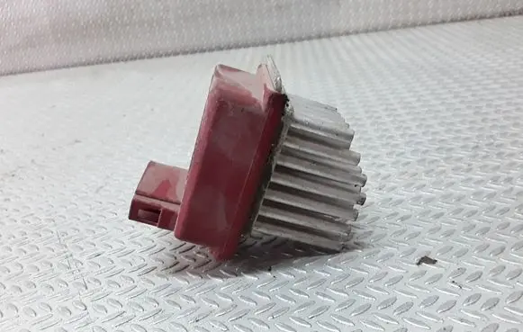 Audi A4 S4 B5 8D Heater blower motor/fan resistor 1J0907521