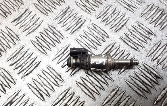 Ford Focus Fuel injector DM5G9F593AA