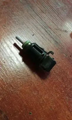 Coolant temperature sensor